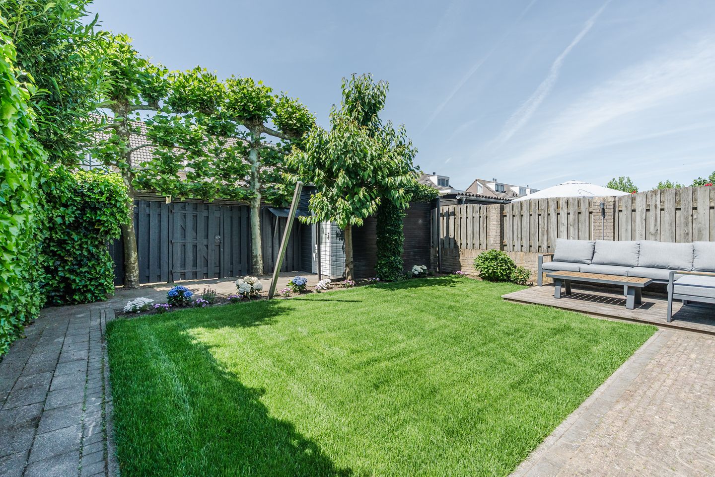 Spacious Corner Home with Modern Updates in Child-Friendly Veghel Neighborhood — 25