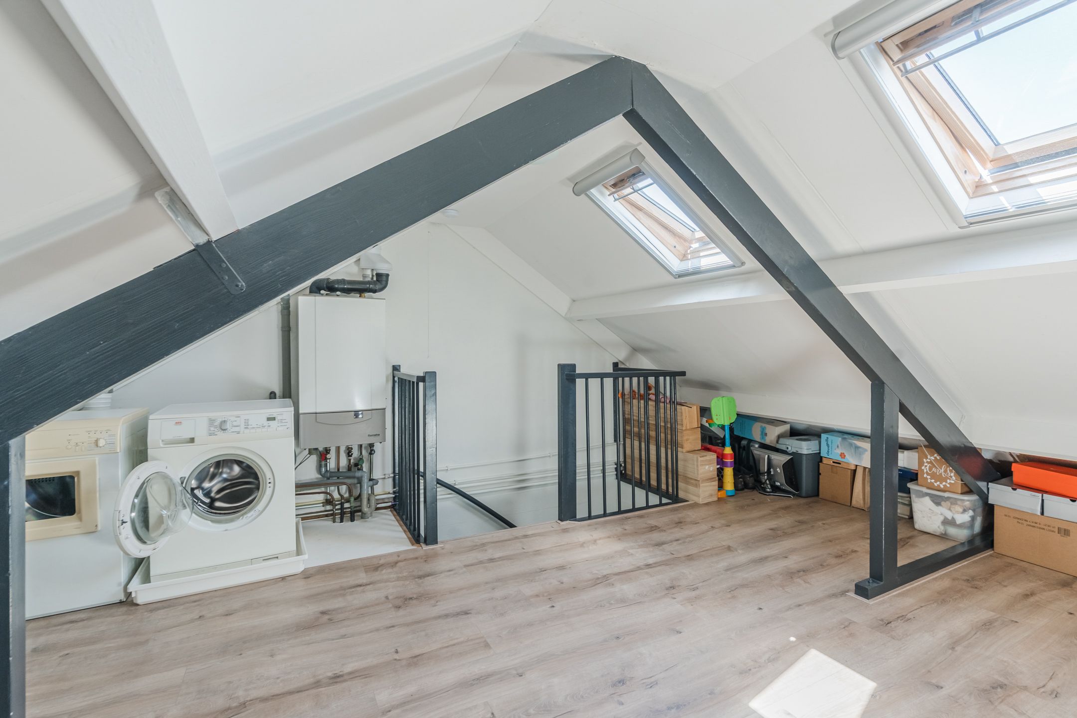 Spacious Corner Home with Modern Updates in Child-Friendly Veghel Neighborhood — 24