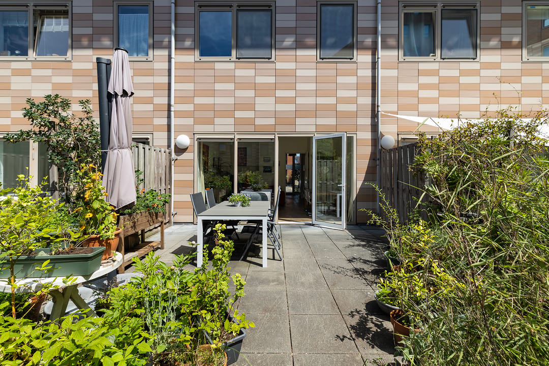 Foto 16 van Pieter Oosterhuisstraat 64