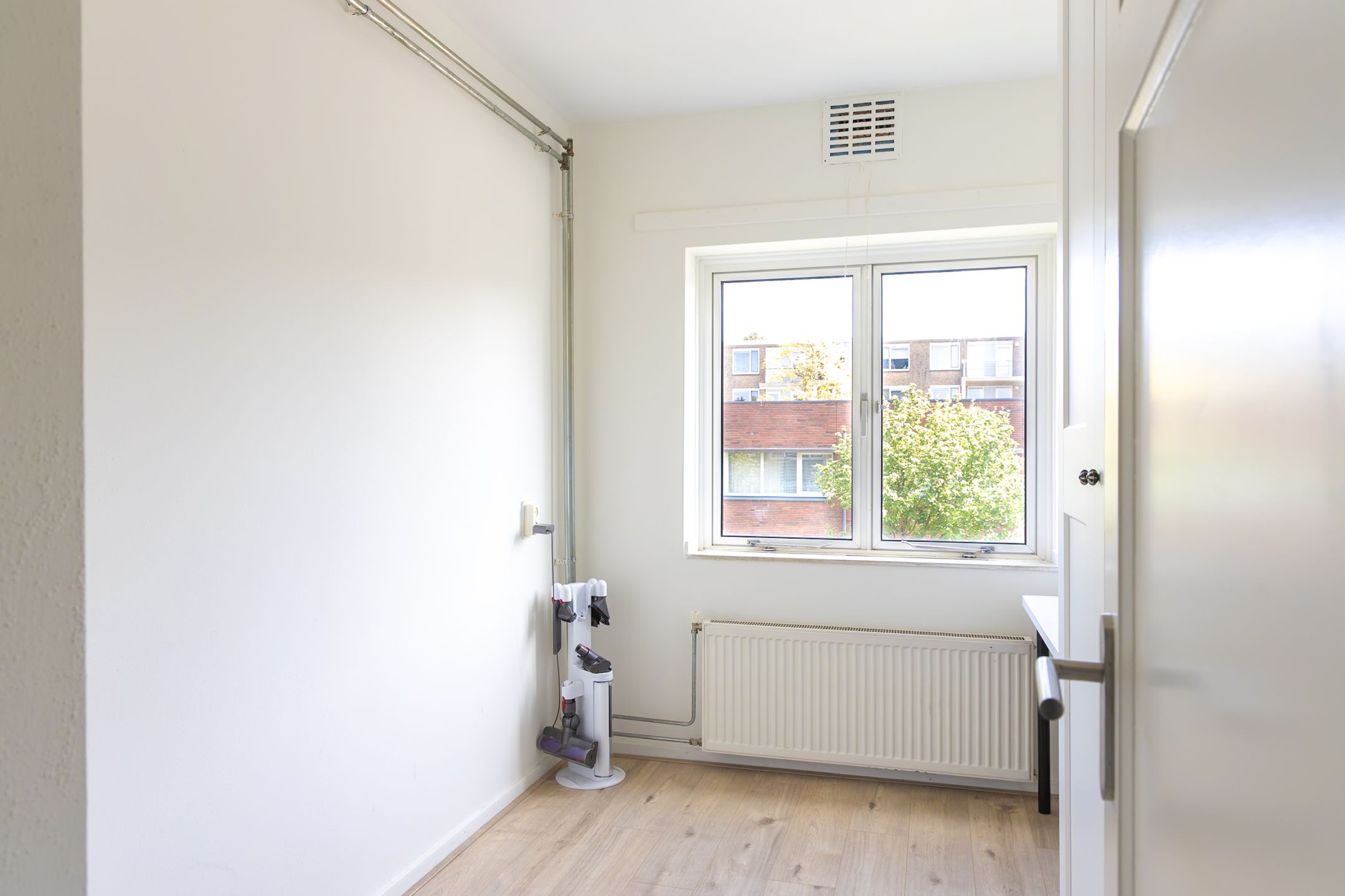 Photo 36 of Vriezenveenstraat 33