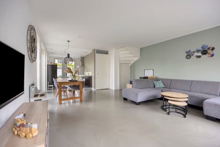 Foto 3 van Eiland van Surya 6