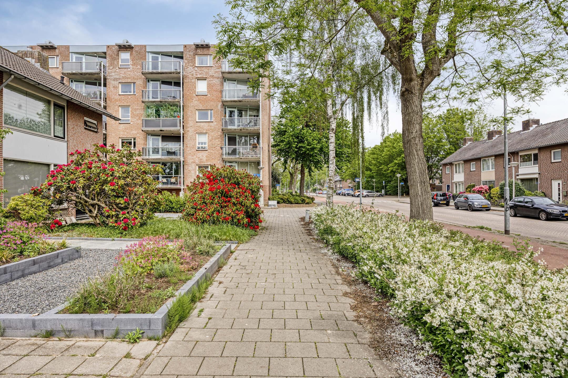 Photo 39 of Muzenlaan 43