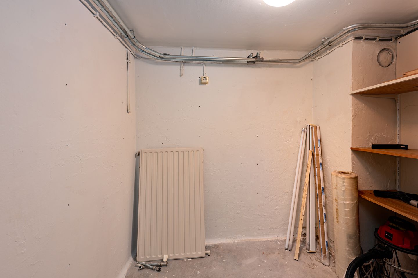Photo 25 of Emmausstraat 5