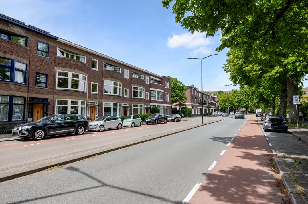 Photo 2 of Oostduinlaan 22