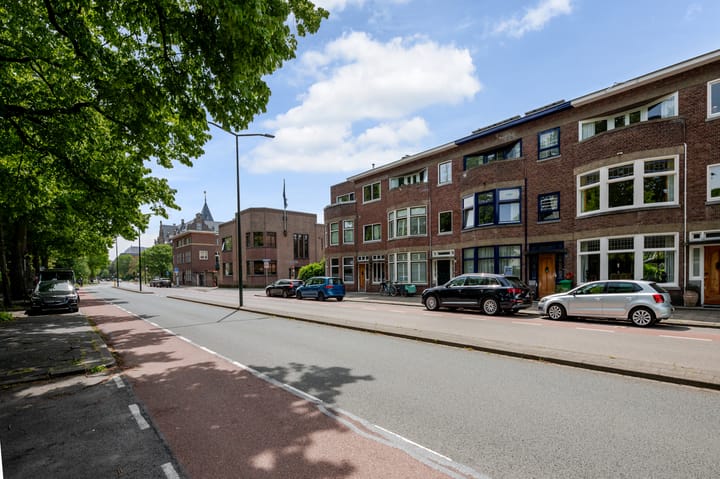 Photo 3 of Oostduinlaan 22