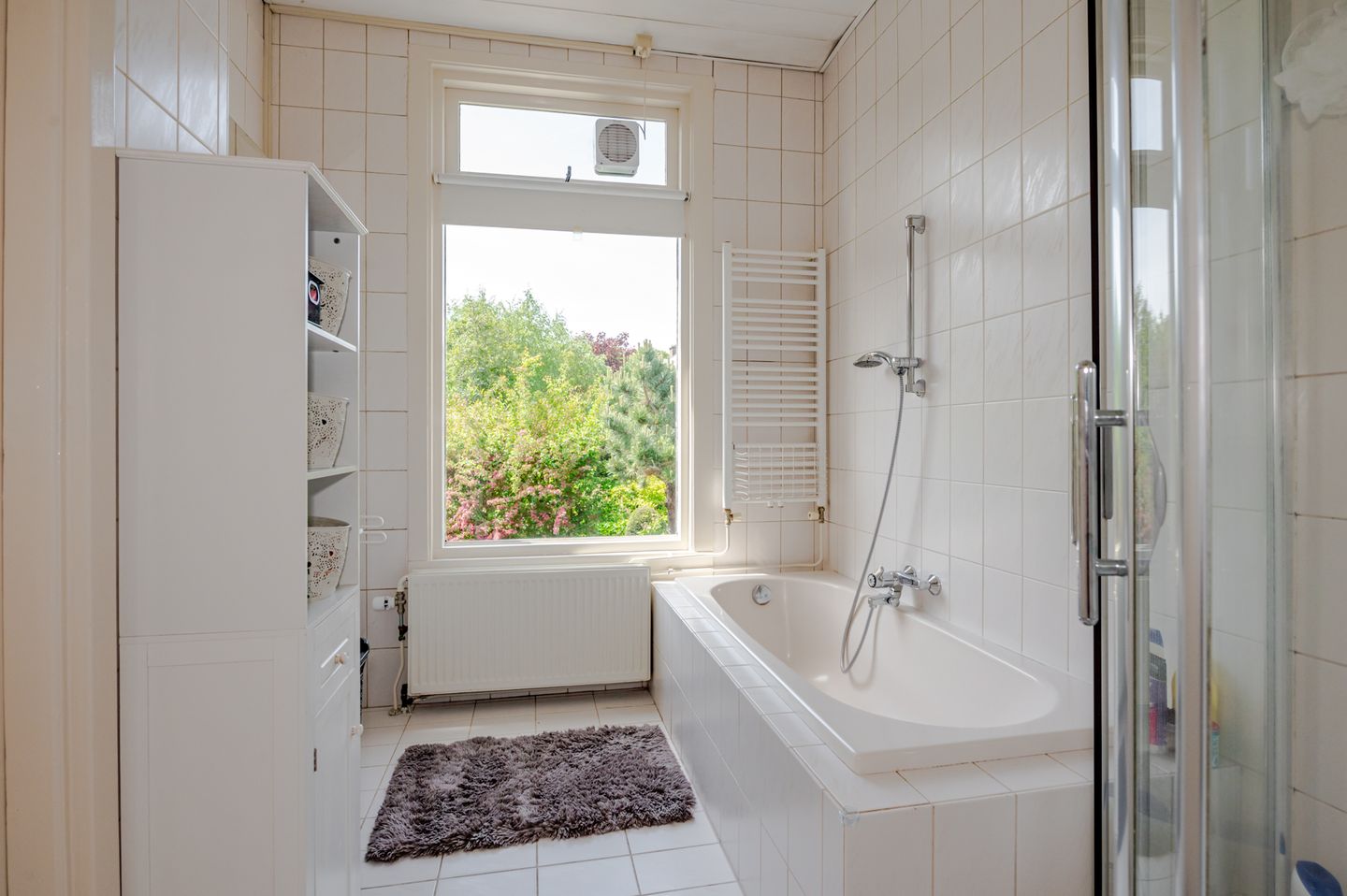 Photo 55 of Oostduinlaan 22