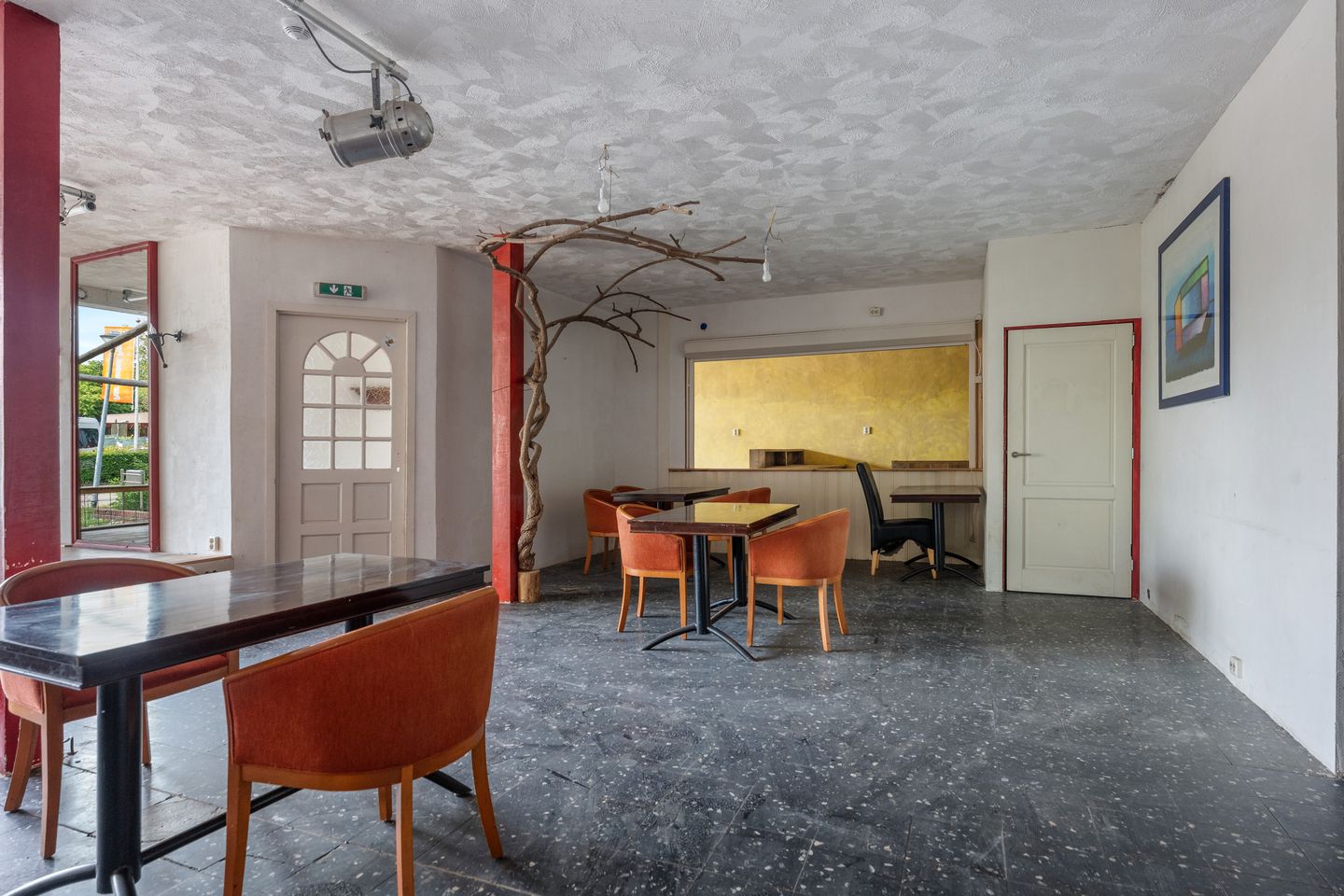 Photo 19 of H.F.Dresselhuisstraat 6