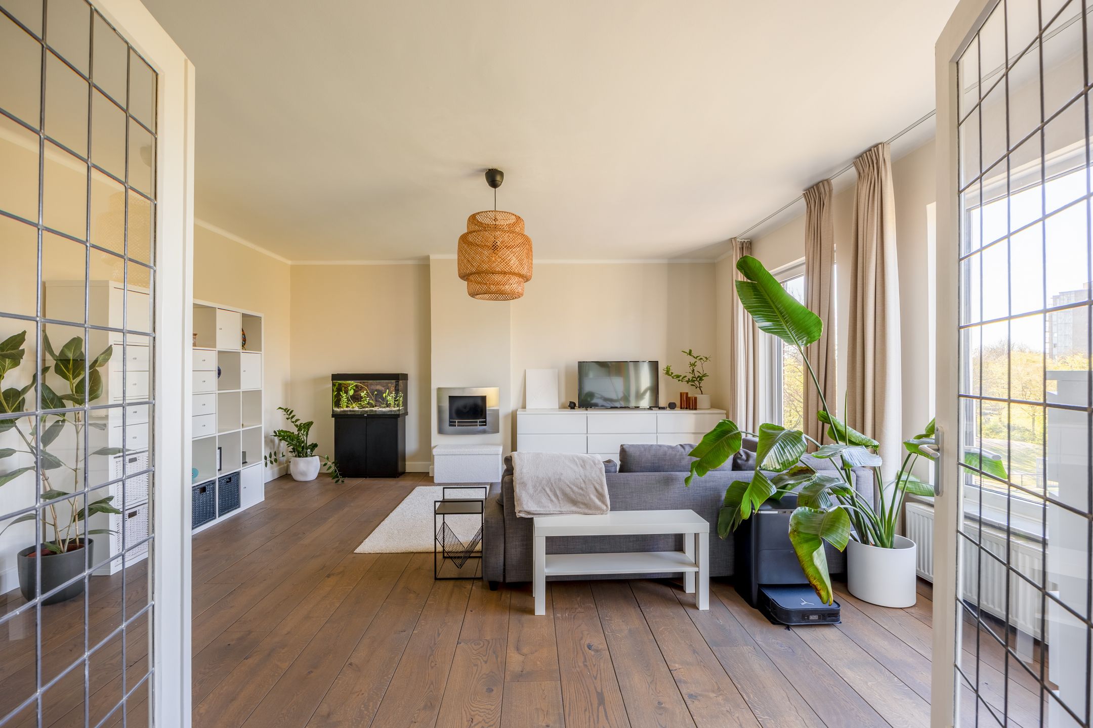 Spacious 4-room Apartment with Balcony in Popular Indische Buurt, Nijmegen — 15