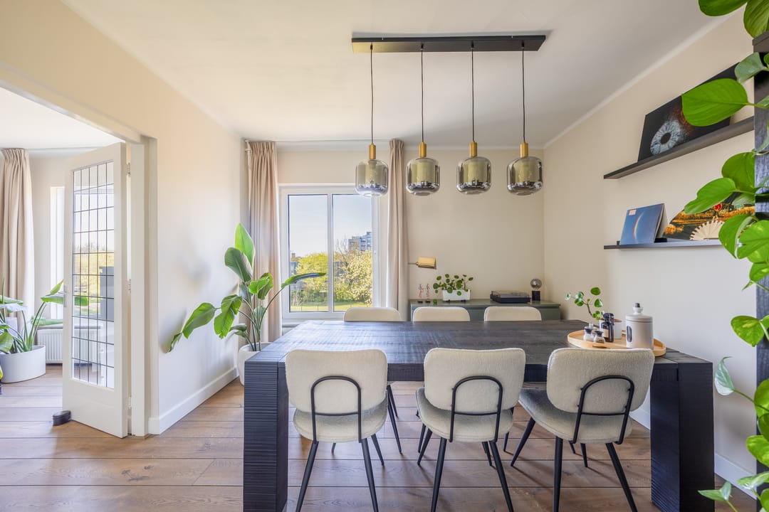 Spacious 4-room Apartment with Balcony in Popular Indische Buurt, Nijmegen — 11