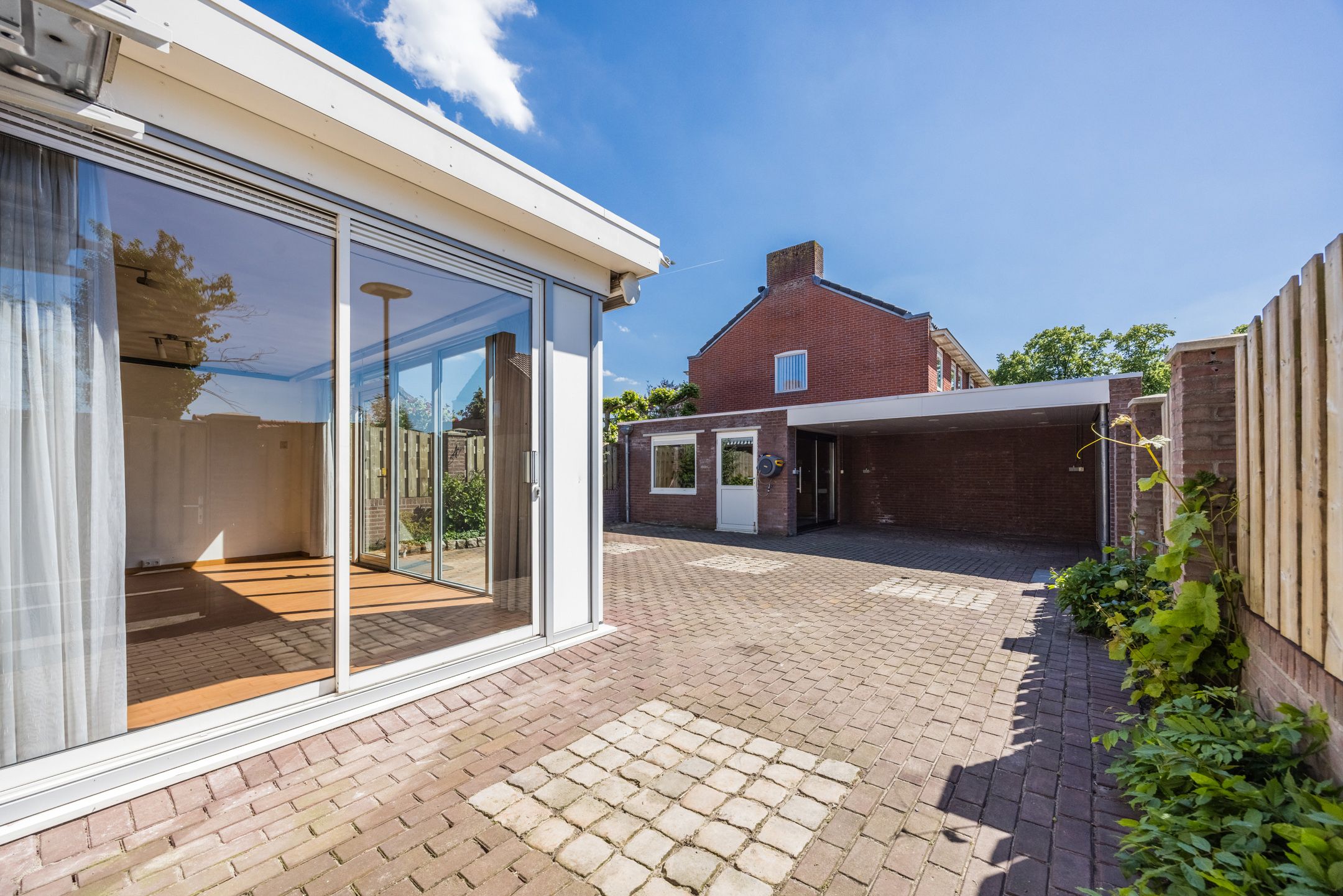 Spacious and Sustainable Corner Home with Private Garage in Oud Dongen — 48