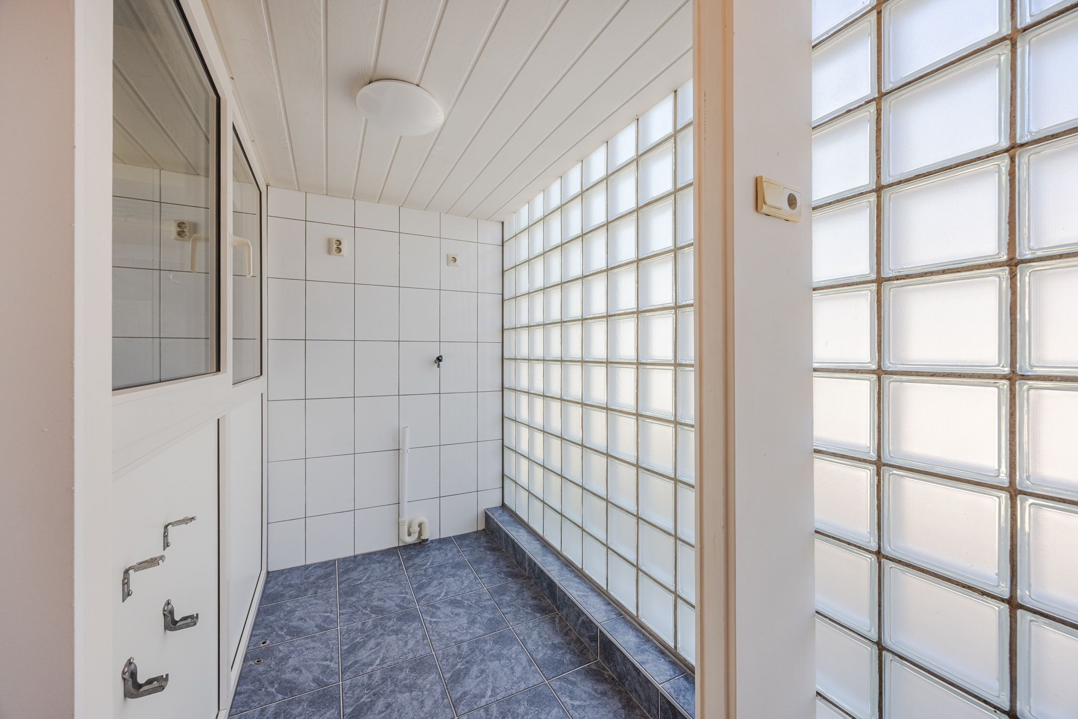 Spacious and Sustainable Corner Home with Private Garage in Oud Dongen — 24