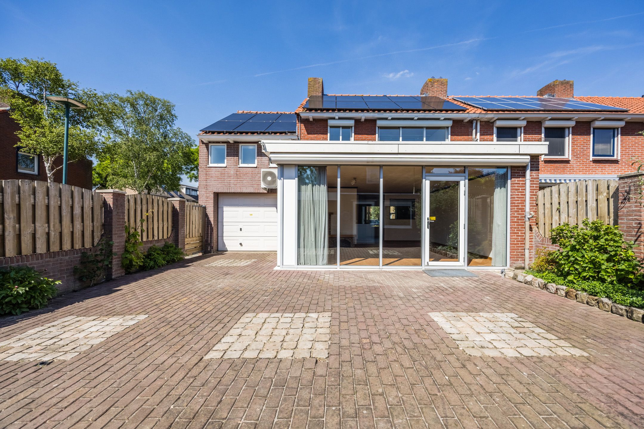 Spacious and Sustainable Corner Home with Private Garage in Oud Dongen — 51