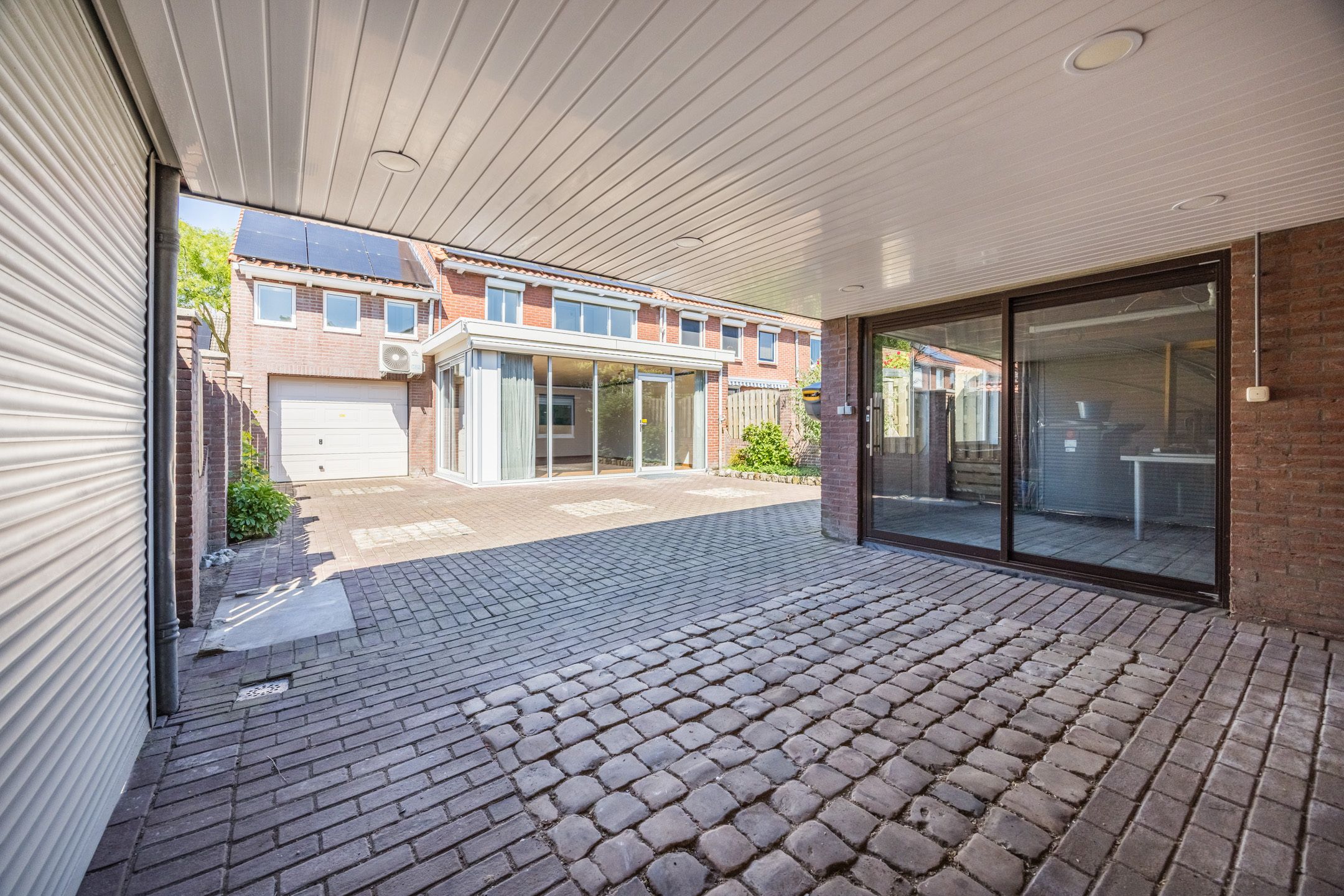 Spacious and Sustainable Corner Home with Private Garage in Oud Dongen — 54