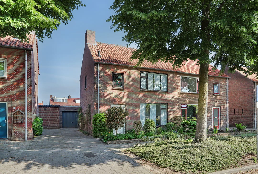 Photo 1 of Leeuweriklaan 24