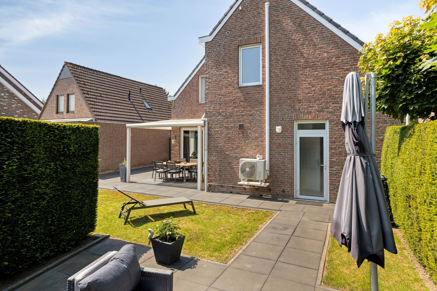 Photo 49 of Baroniestraat 5