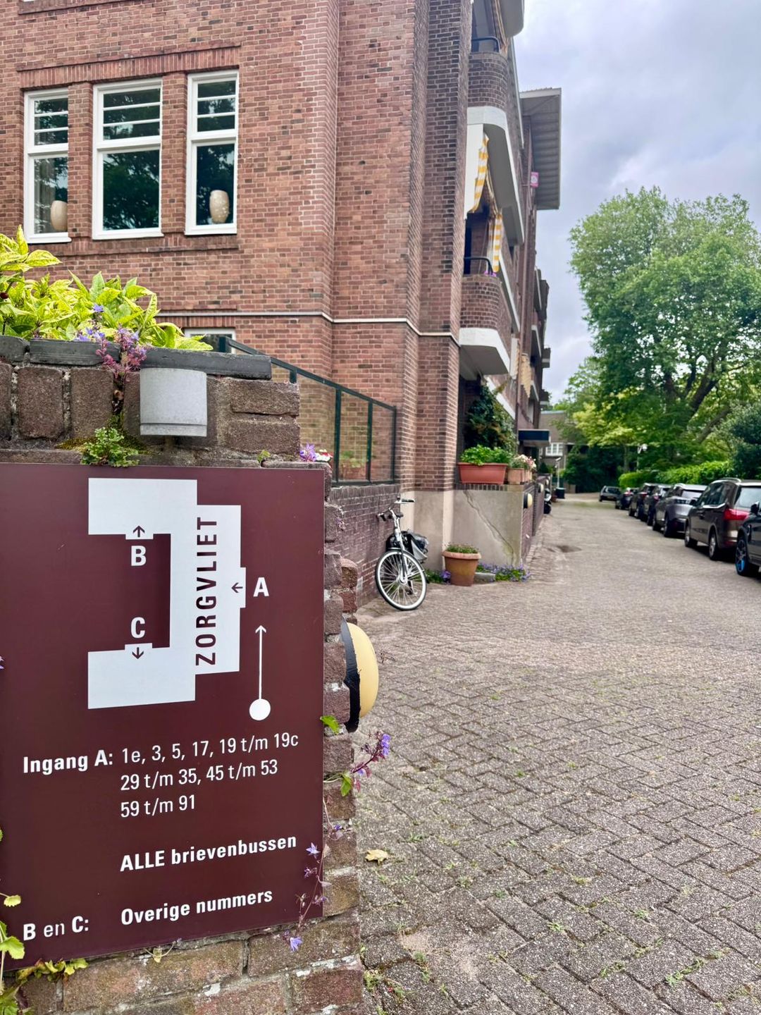 Photo 38 of Alexander Gogelweg 75