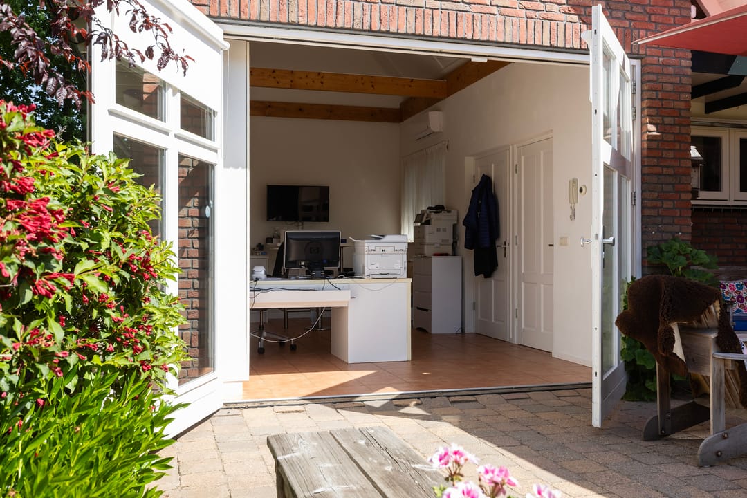 Detached Villa with 2 Hectares of Land Adjacent to Kroondomein Het Loo — 23