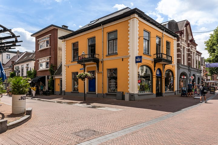Deventerstraat 16, Apeldoorn