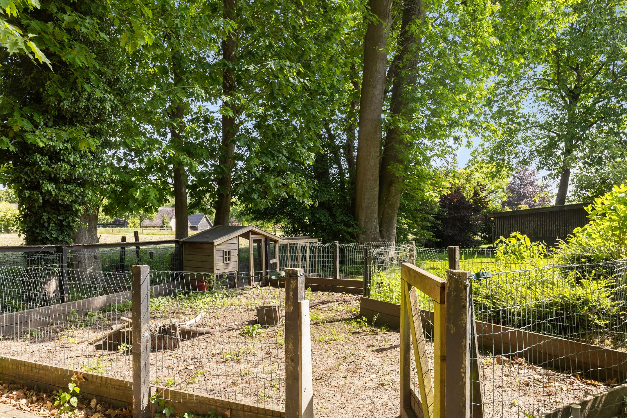 Detached Villa with 2 Hectares of Land Adjacent to Kroondomein Het Loo — 63