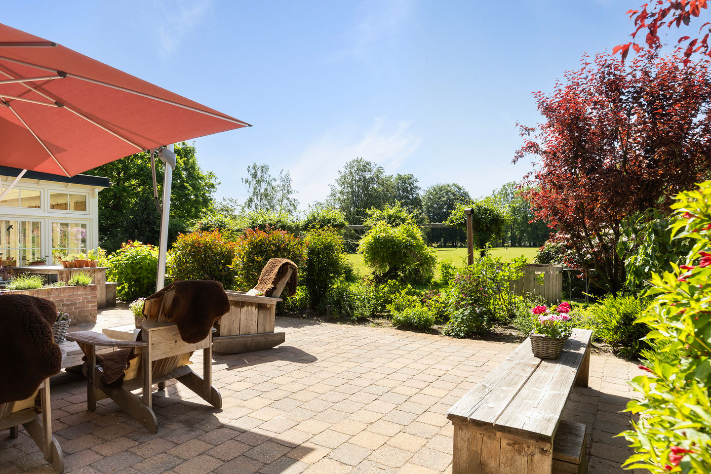 Detached Villa with 2 Hectares of Land Adjacent to Kroondomein Het Loo — 55