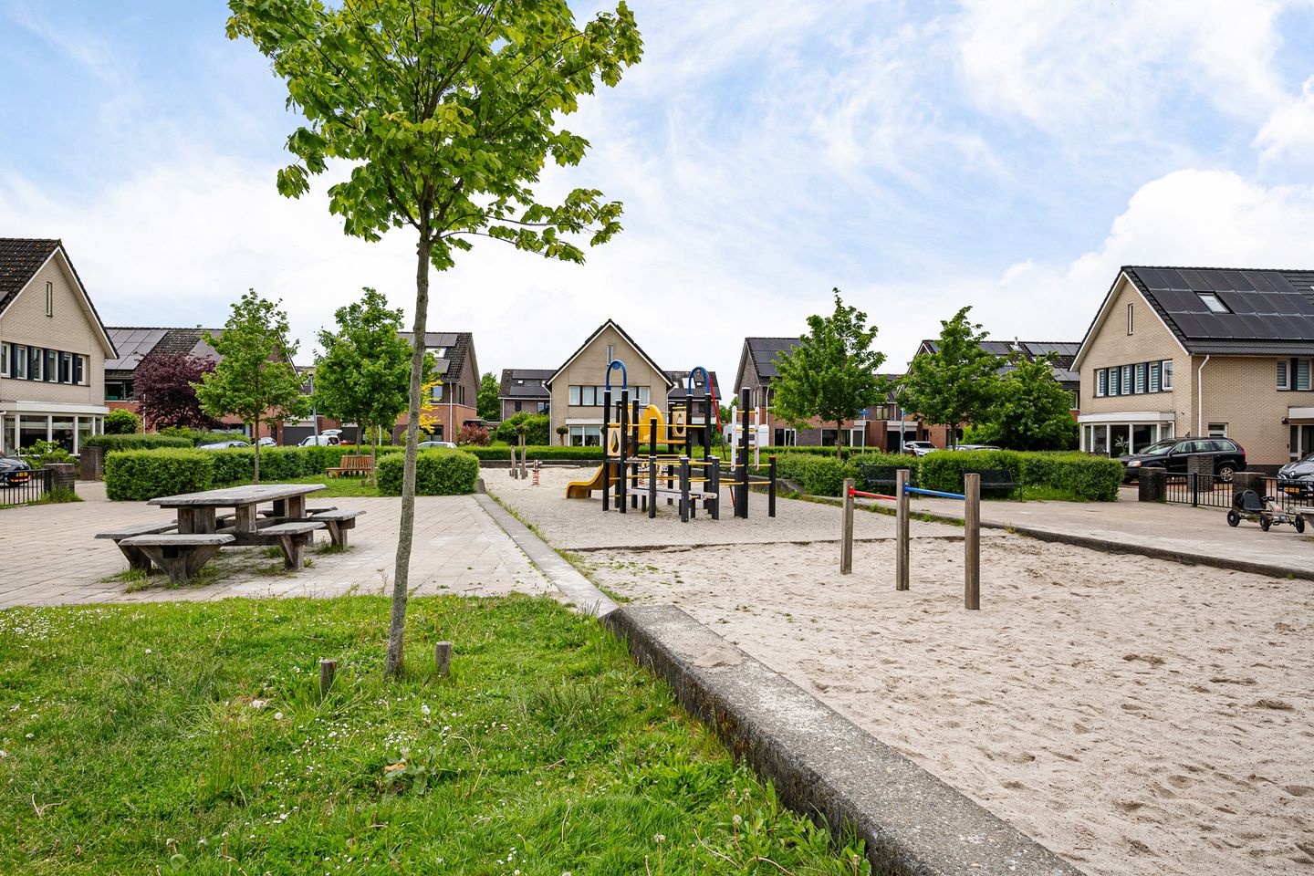 Foto 49 van Buxushage 1