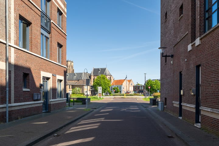 Foto 4 van Terreplein 6