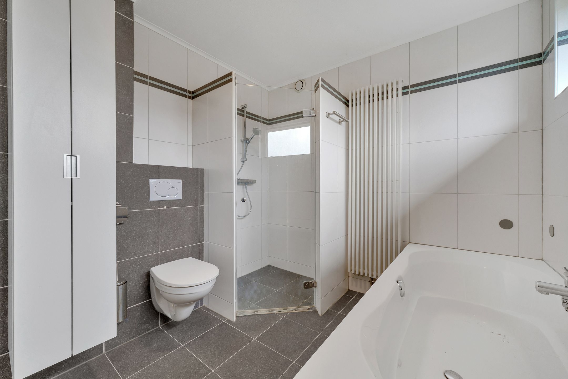 Photo 24 of Rossinistraat 131