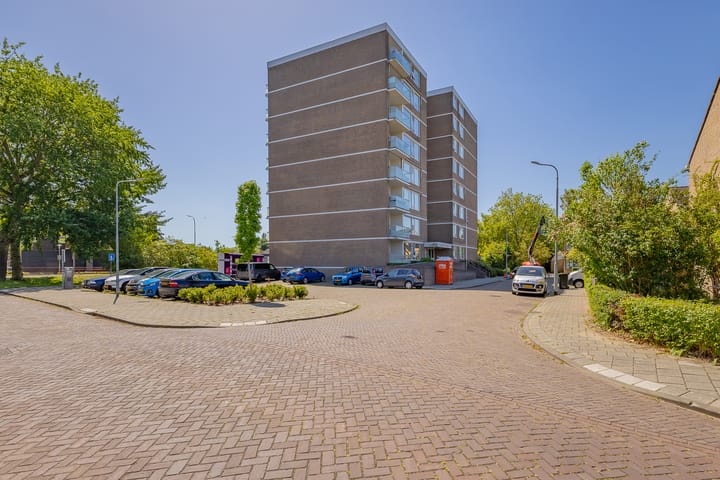 Foto 4 van Mazzinilaan 3