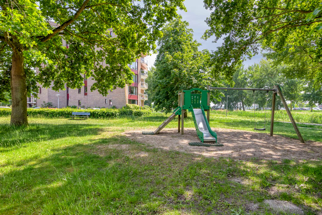 Photo 62 of James Stewartstraat 13
