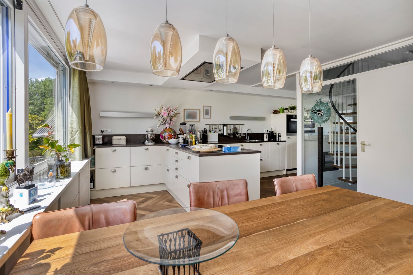 Photo 19 of James Stewartstraat 13