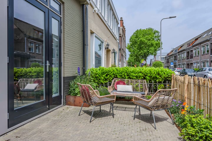 Photo 4 of Smidstraat 76
