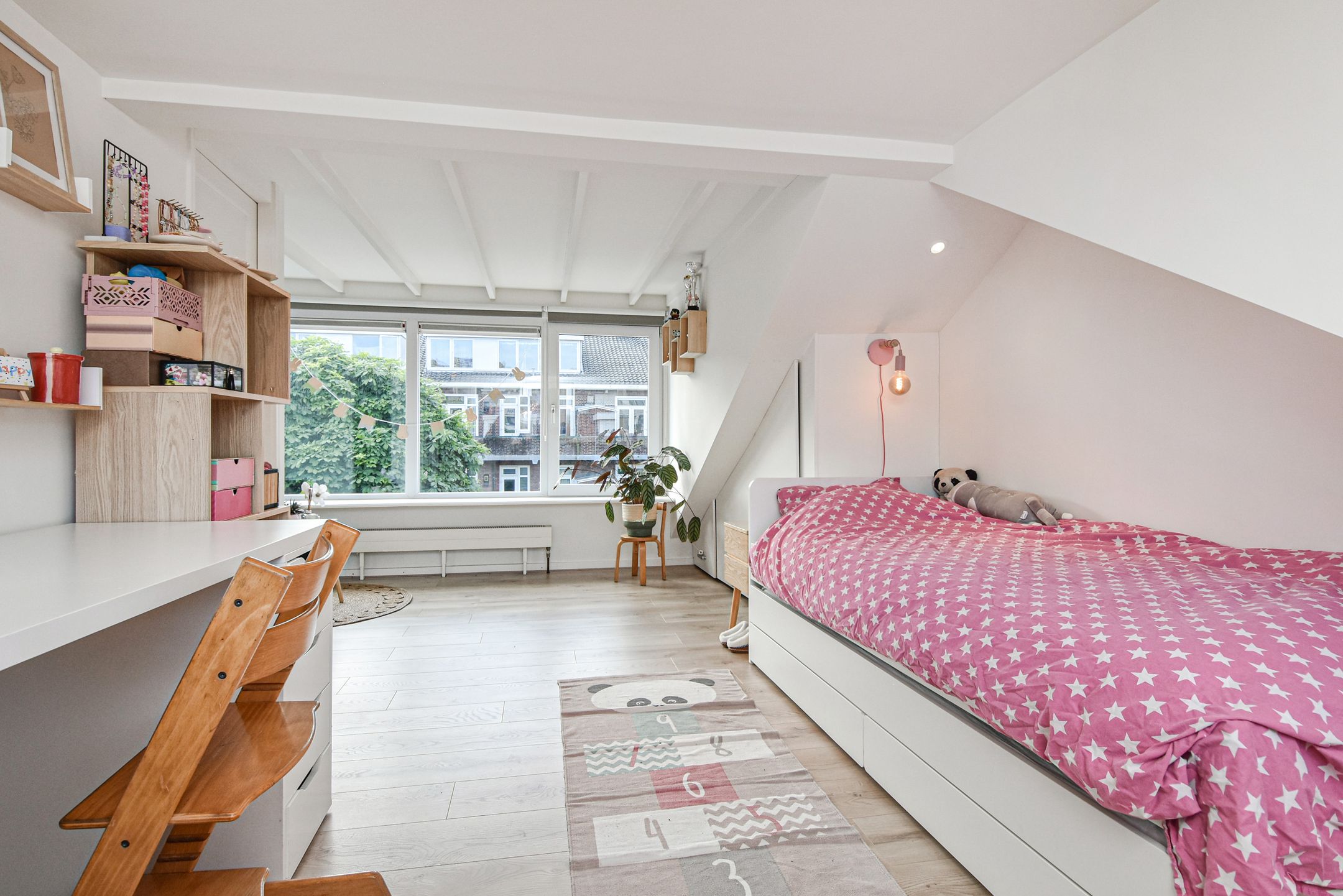 Foto 42 van Wormerveerstraat 132
