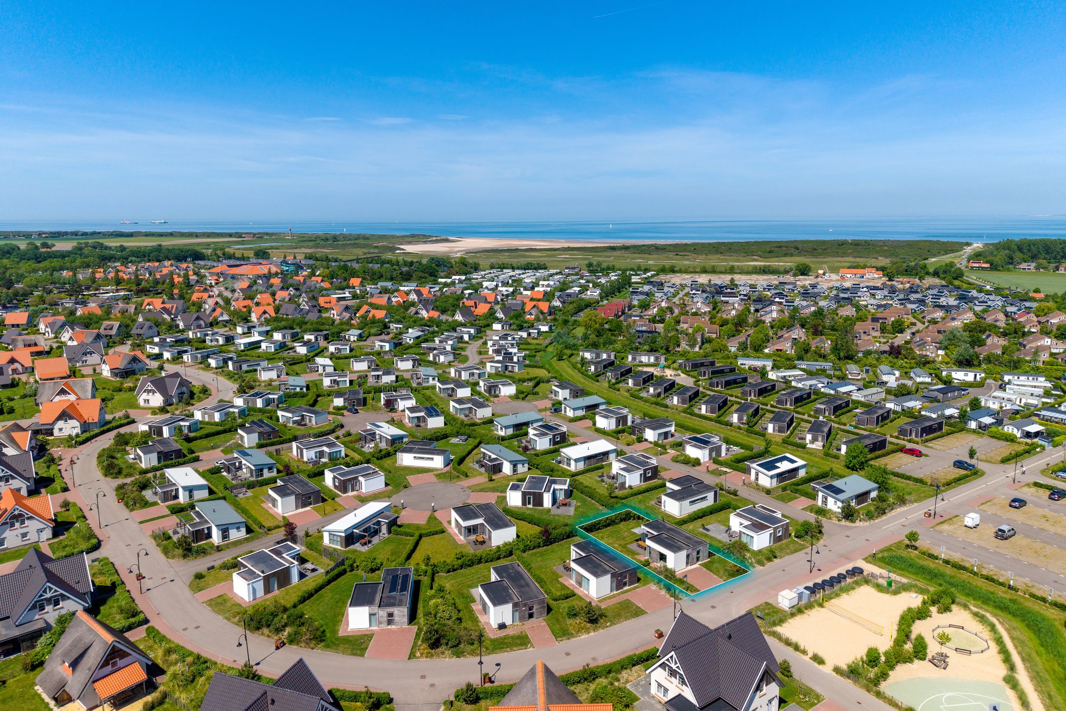 3-bedroom freehold villa in Nieuwvliet — photo 2 of 5