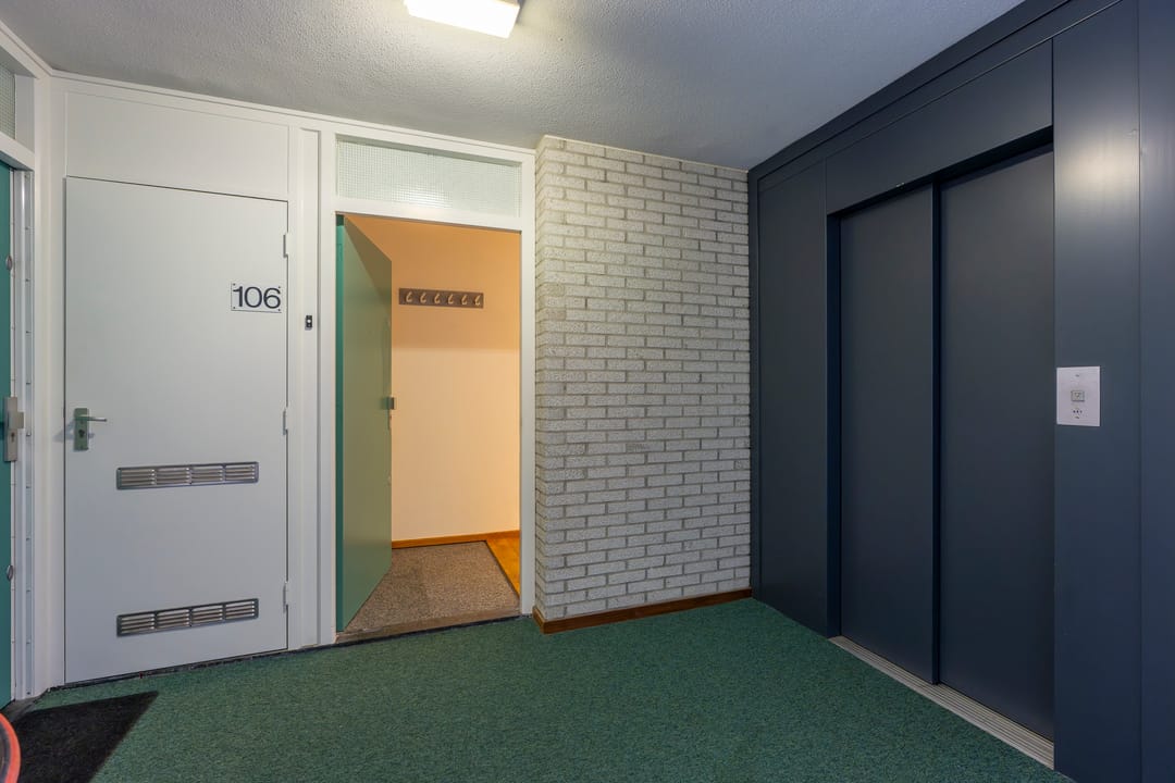 Photo 8 of Hartingstraat 106