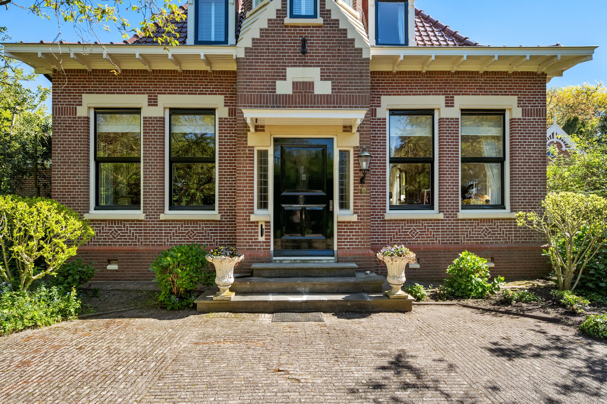 Photo 3 of Molendijk 49