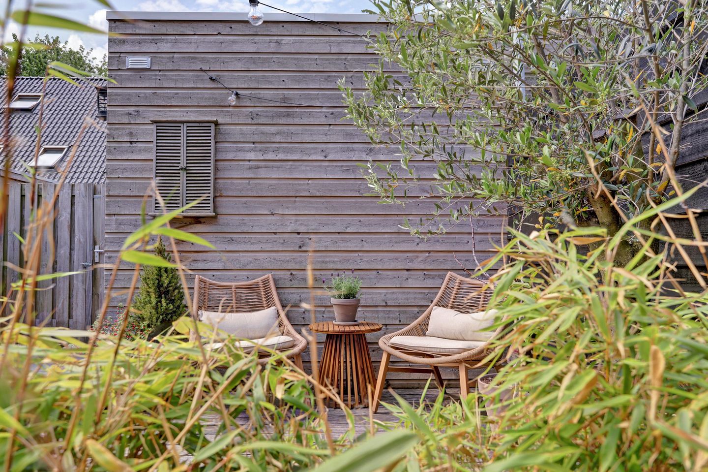 Modern Energy-Efficient Terraced House in Ameide with Sunny Garden — 19