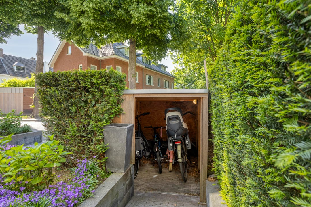 Photo 37 of Pater Lemmensstraat 13