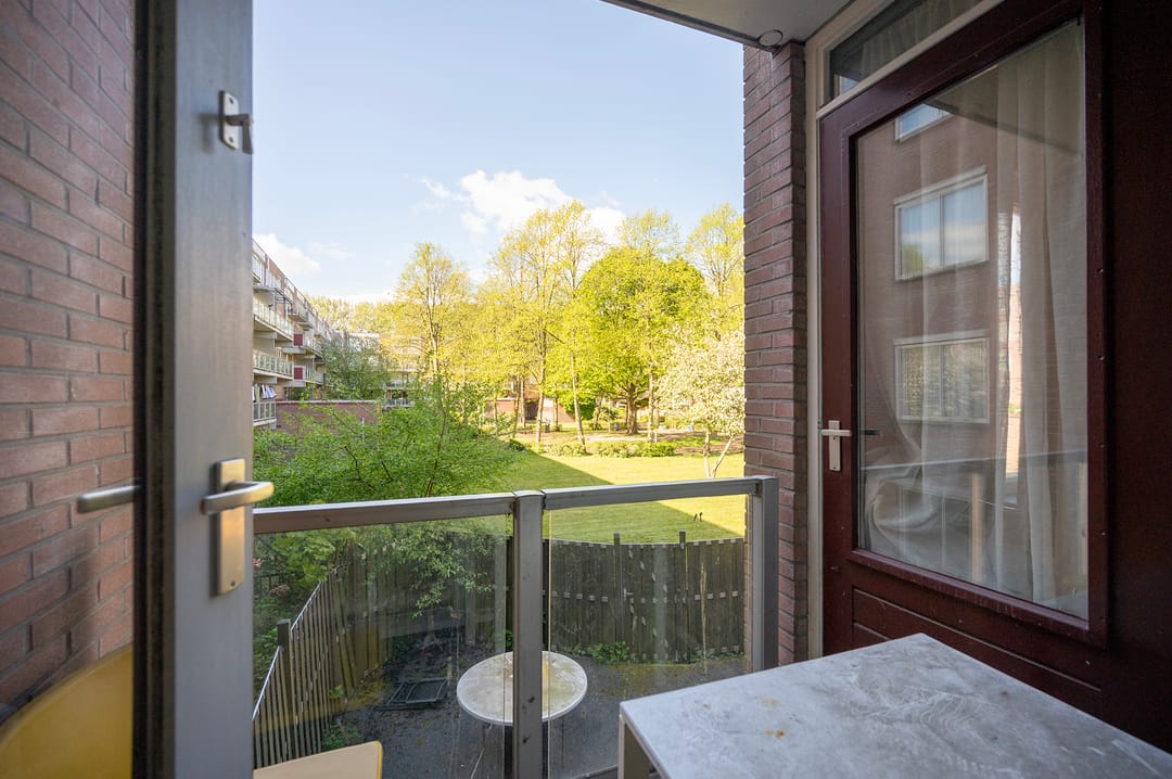 Photo 16 of Charlotte Brontéstraat 139