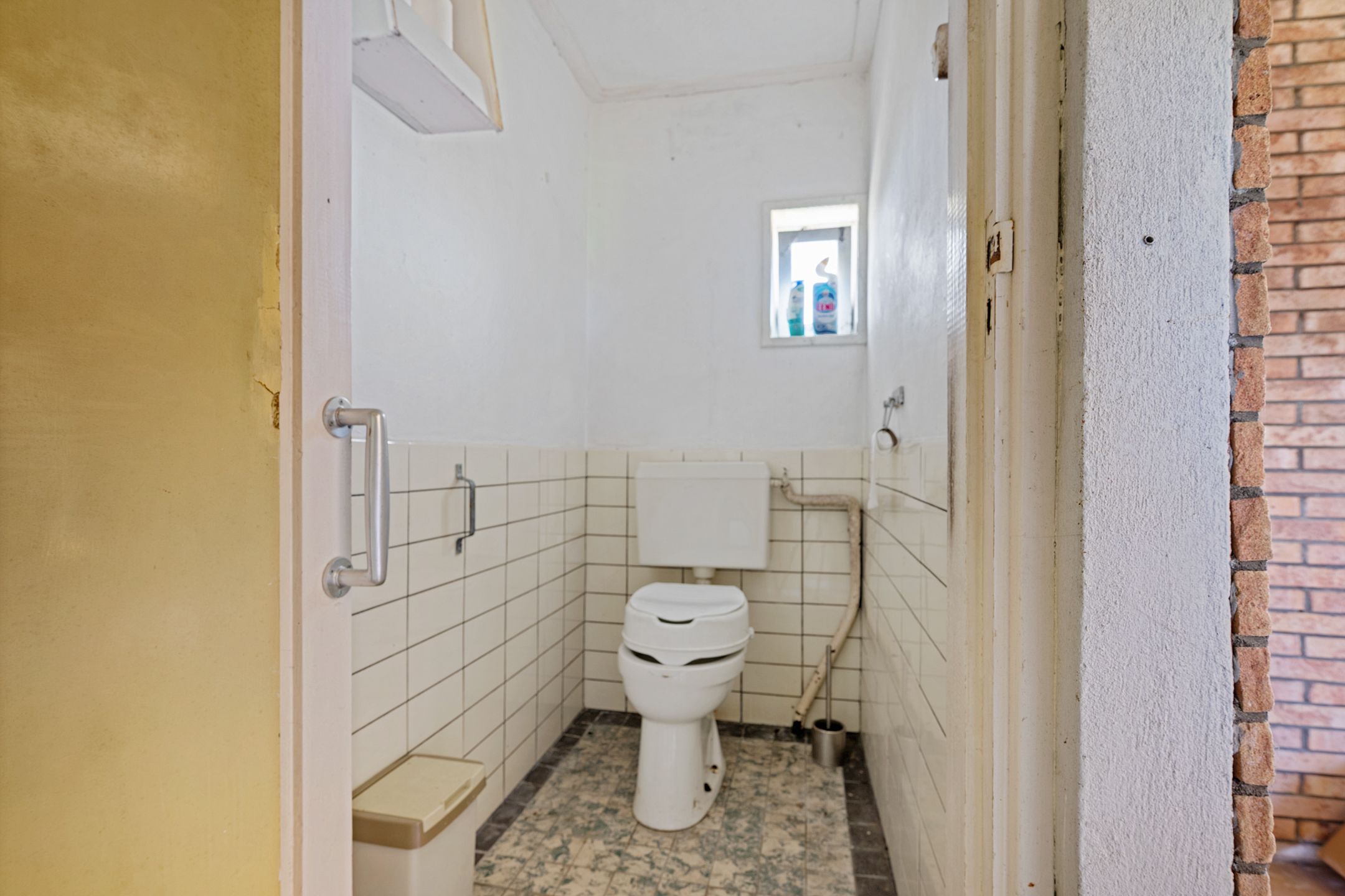 Photo 21 of Arjen Roelswei 51