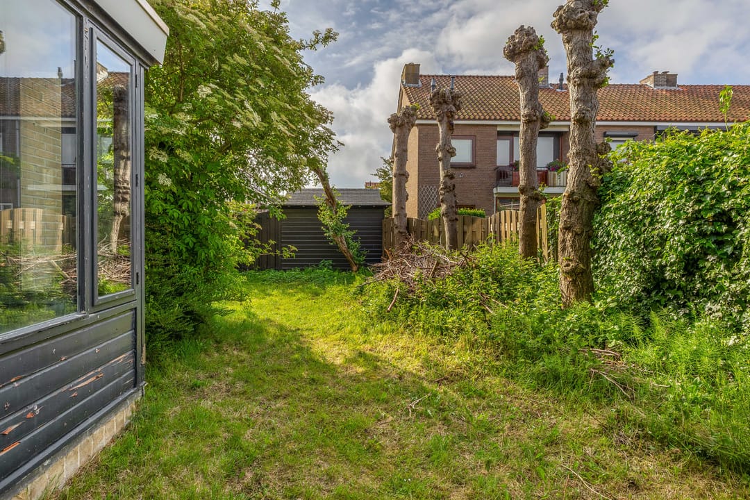Photo 37 of Alexander Verhuellstraat 125