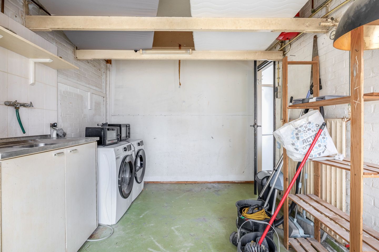 Photo 20 of Alexander Verhuellstraat 125