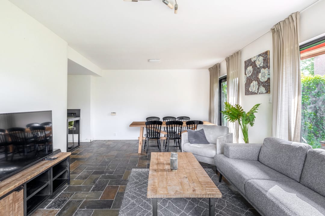Photo 11 of Alexander Verhuellstraat 125