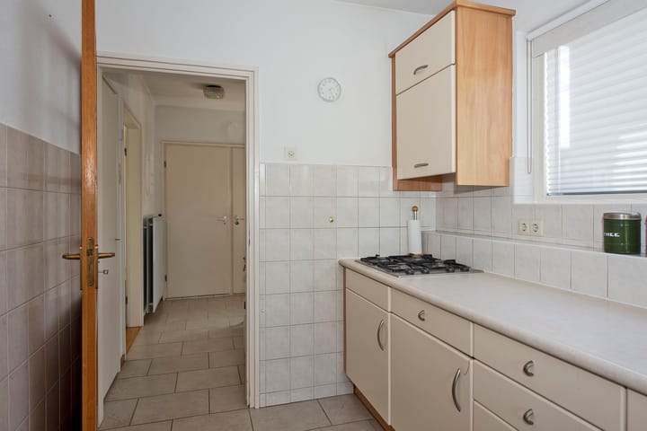 Tussenwoning te koop: Europastraat 99, Borne