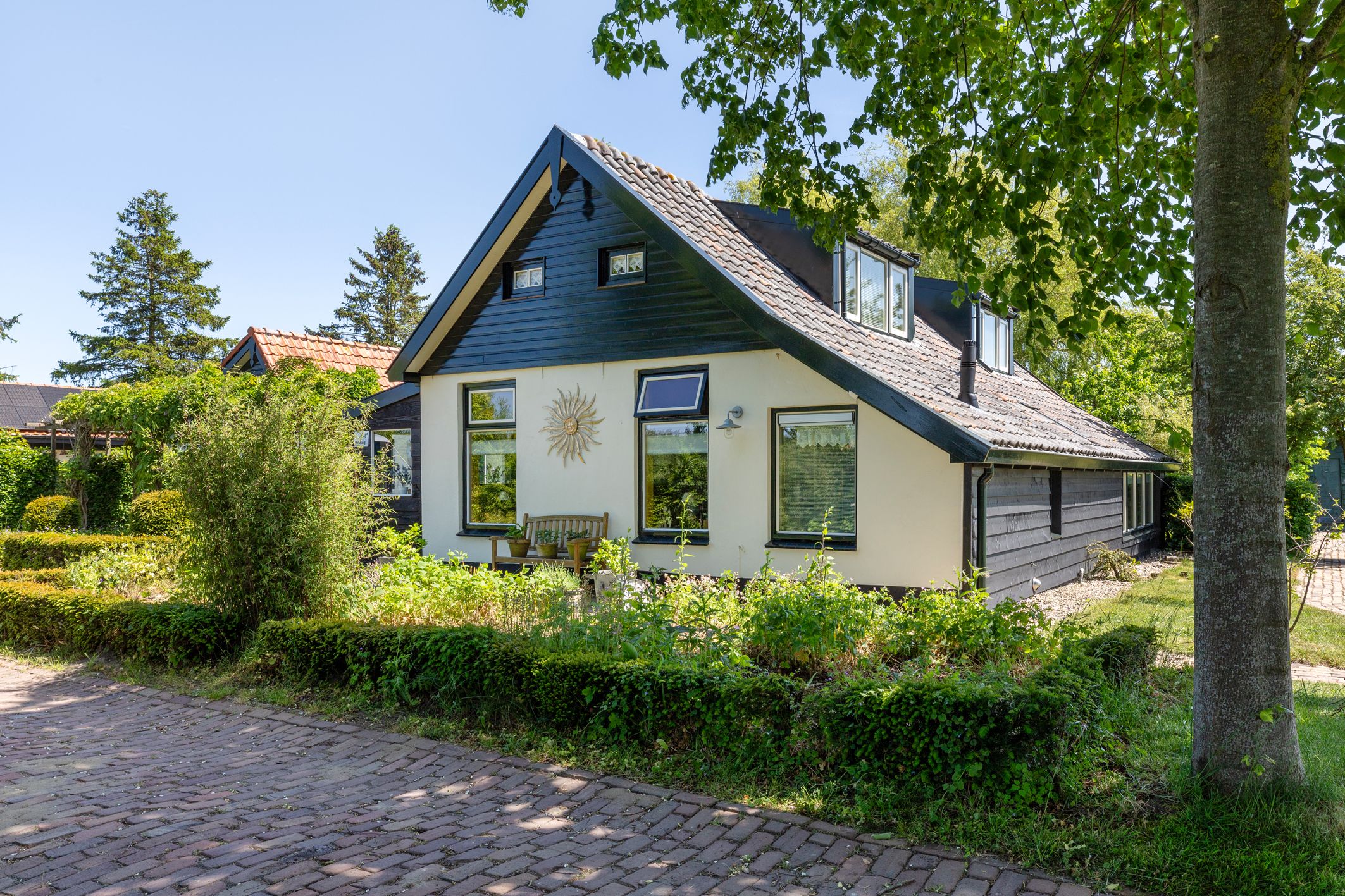 Photo 9 of Koningin Wilhelminalaan 54-A