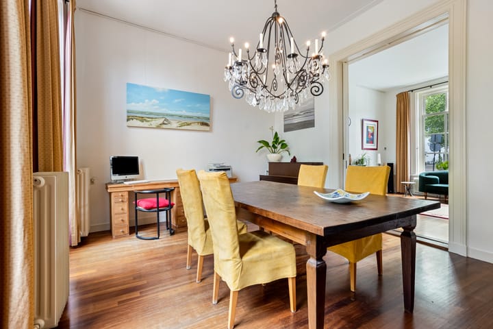 Tussenwoning te koop: Kerkplein 26, Abcoude