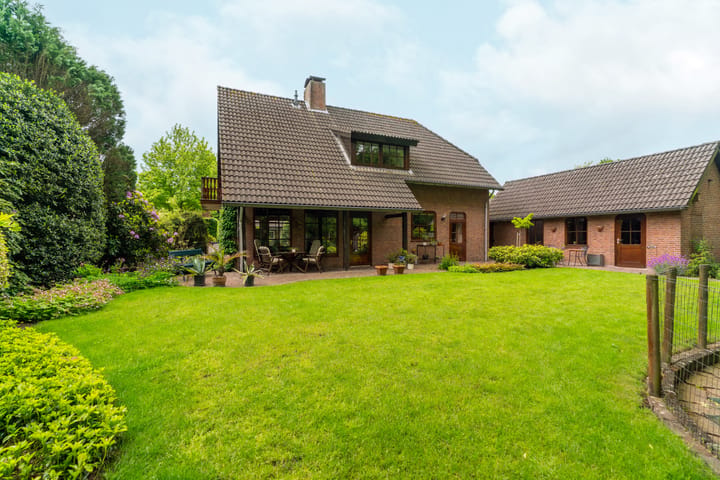 Foto 4 van Rozemarijnhof 6