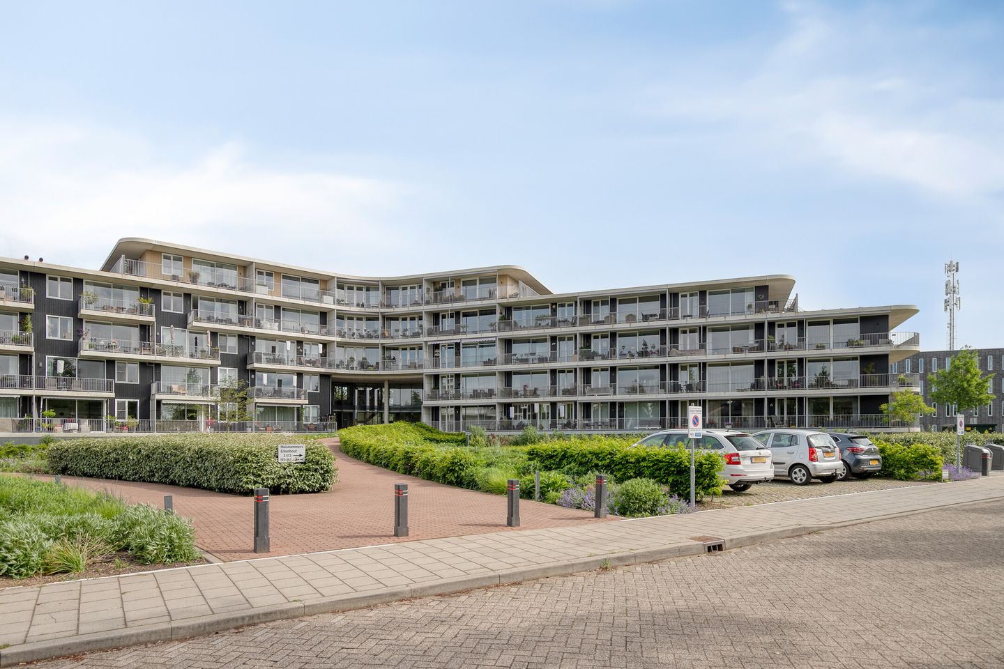 Foto 1 van Eikenhout 31