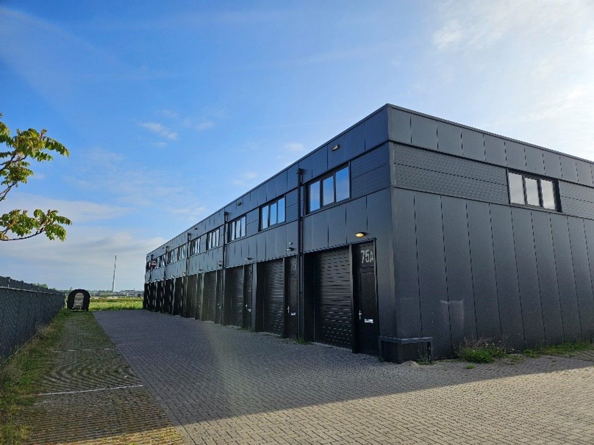 Bekijk foto 1 van De Droogmakerij 75-C