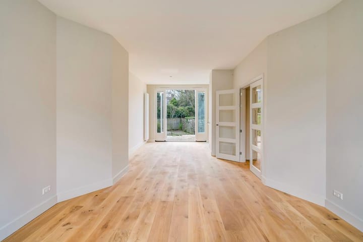 Tussenwoning te huur: Storm van 's-Gravesandeweg 7, Wassenaar