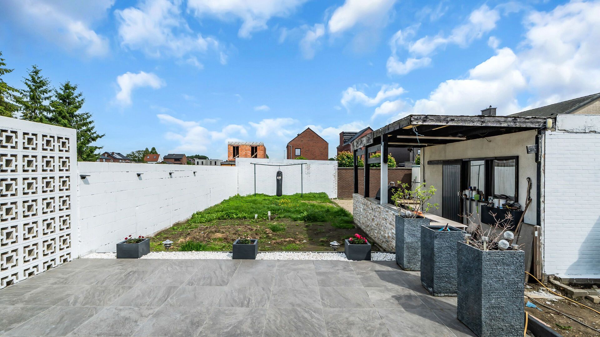 Spacious Family Home with 3 Bedrooms, Garage, and Large Attic — 15
